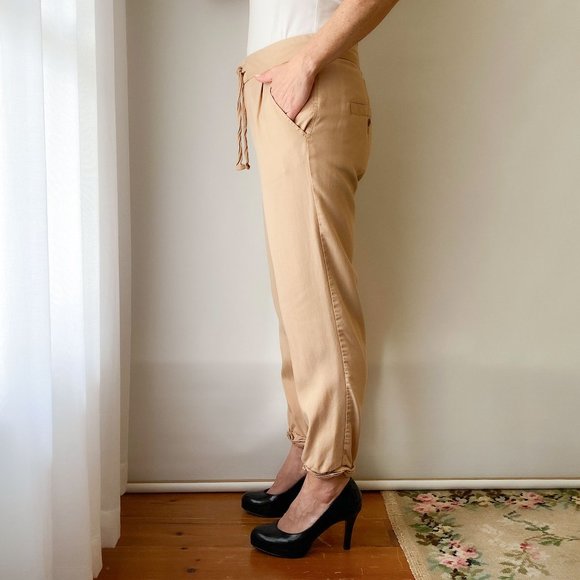 Max Jeans tan ankle pants - Picture 3 of 16